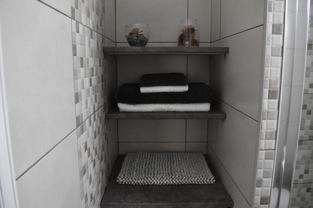 Marias Apartment - In City Centre,Near Beach Ларнака Екстериор снимка