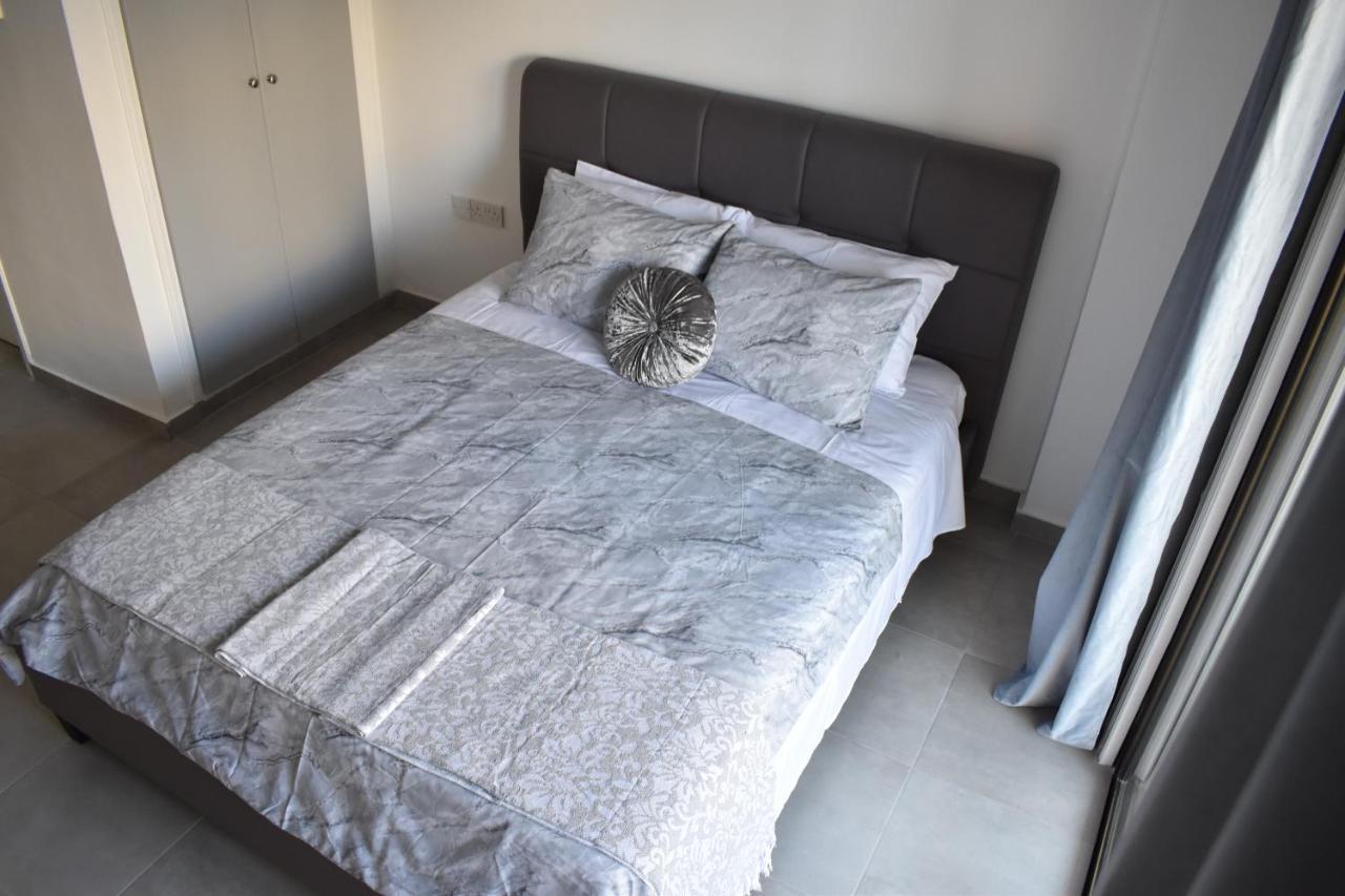 Marias Apartment - In City Centre,Near Beach Ларнака Екстериор снимка
